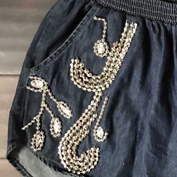 Stoned Jean Short - Picture 3 of 3